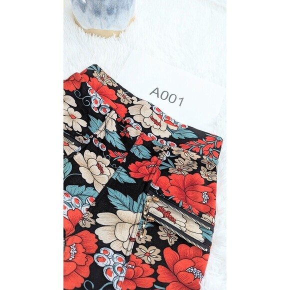 Floral Print Size S/M - Picture 11 of 11